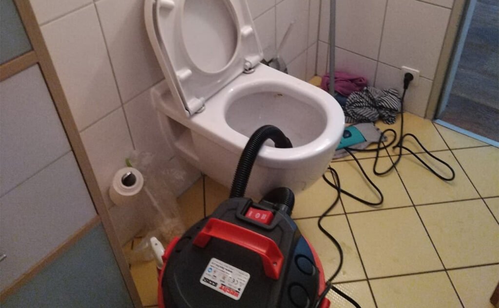 WC Verstopfung Notdienst bei Rohrreinigung in Darmstadt